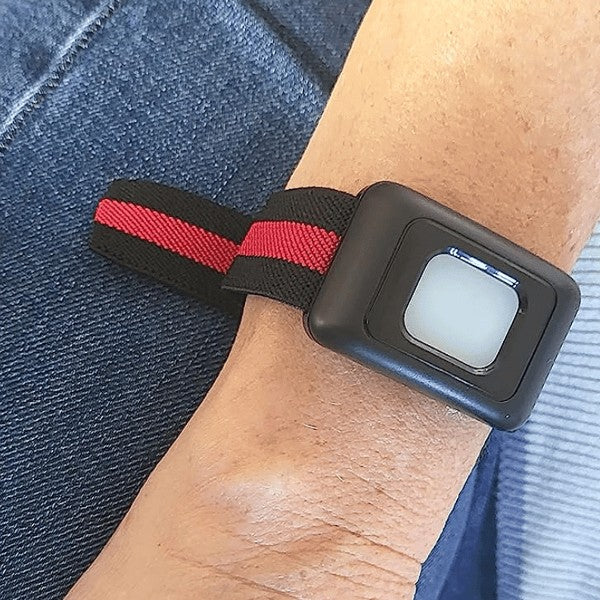 S510 - Smartphone SwissVoice + Bracelet SOS